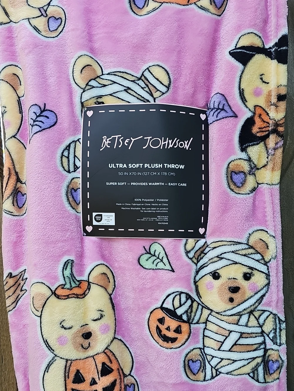 Betsey Johnson Purple Halloween Bears Pumpkins Soft Throw Blanket BJ 50